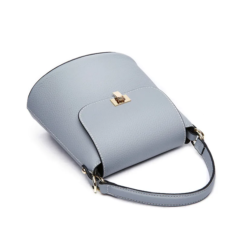 Women's new leather fashion handbags Cross-section square trend beach bag Wild Messenger bucket bag