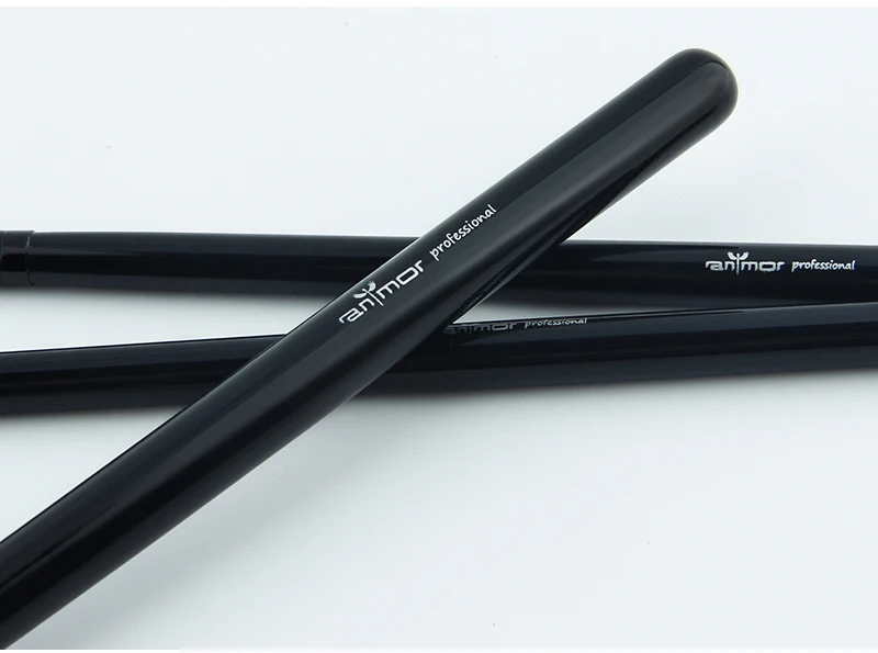 makeup brushes (8)