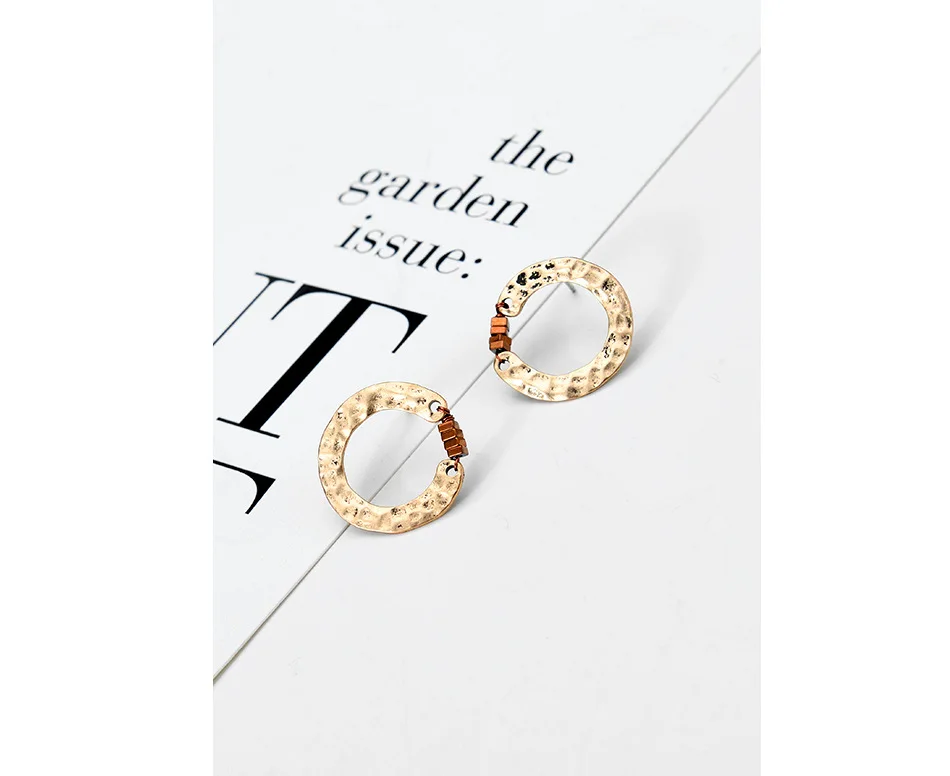 Amaiyllis Hammer Earrings