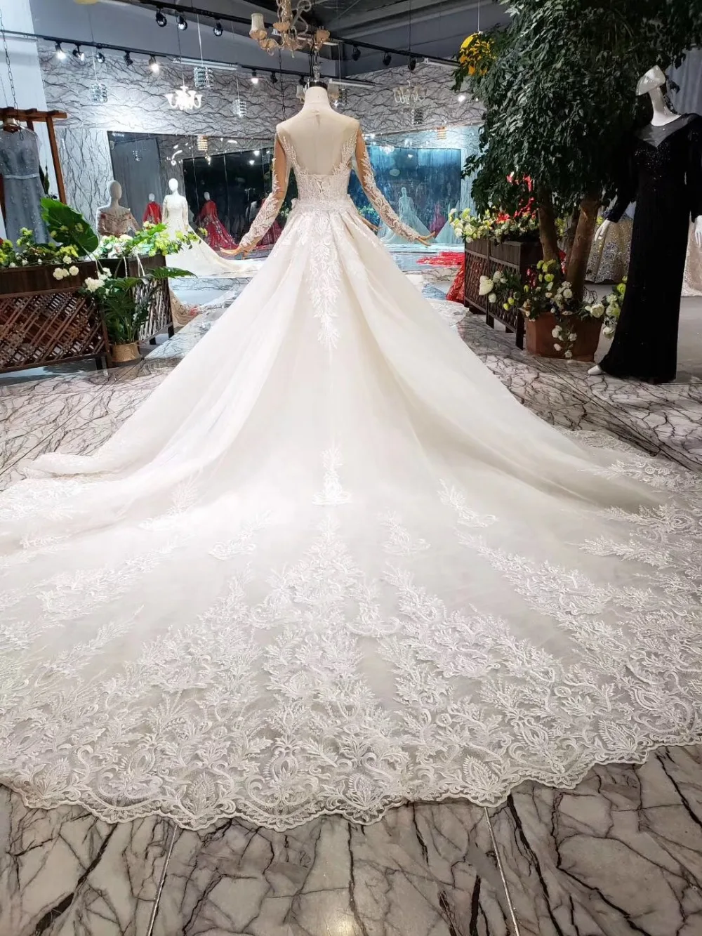 wedding dresses 2019