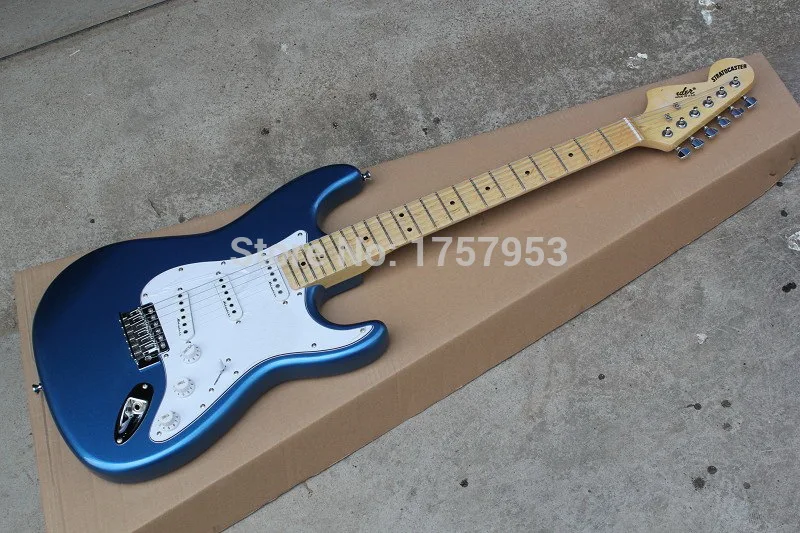 

Free Shipping Factory Custom Shop 2017 new f st reversed big headstock Head Electric guitar metal blue electric guitar110