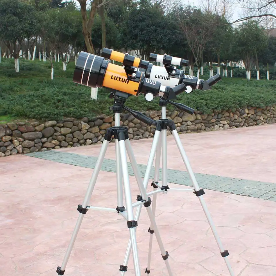 Telescópio e binóculos