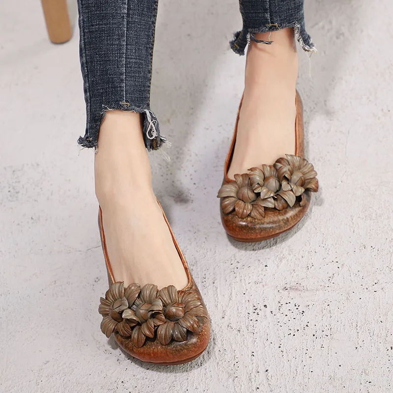 

2019 New High Heel Shoes Woman Natural Leather Flower Lady Pumps Handmade Vintage Female Footwear Low Heel Shoes