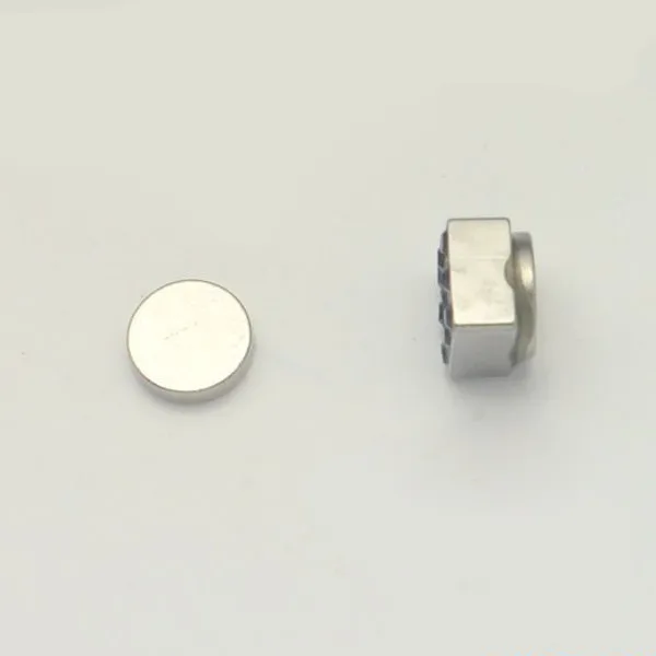 EM0021g