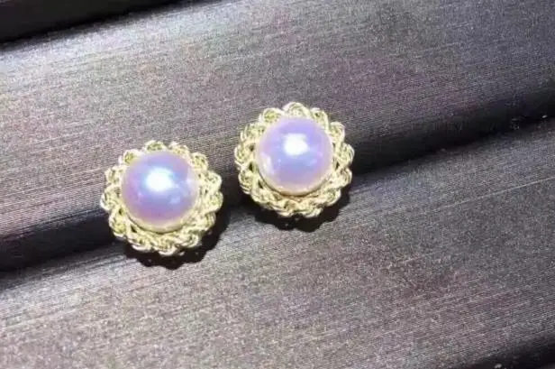 

charming AAA round 10-11mm south sea white pearl earring 18k