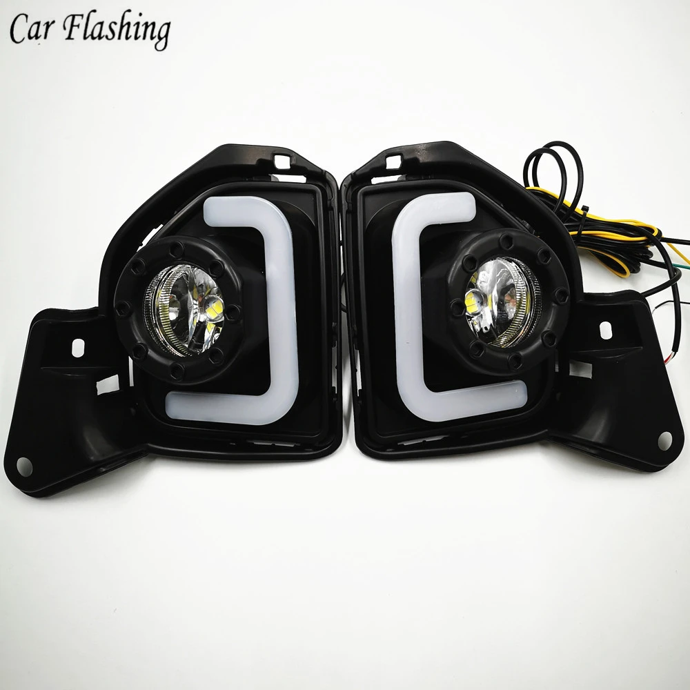 

Car flashing 2pcs LED For Toyota Hiace 2014 2015 2016 2017 2018 with Turn Signal 12V ABS Car fog Lamp DRL Daytime Running Light