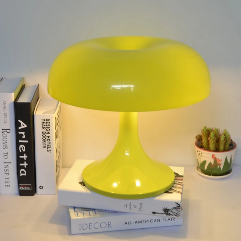 Giancarlomattioli mushroom table lamp greenin Table Lamps from Lights