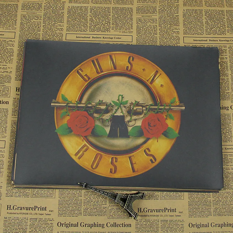 Guns N плакат с розами ВИНТАЖНЫЙ ПЛАКАТ Slash рок-гитарист живопись Мастер ретро плакат Поющая звезда Плакат домашний декор