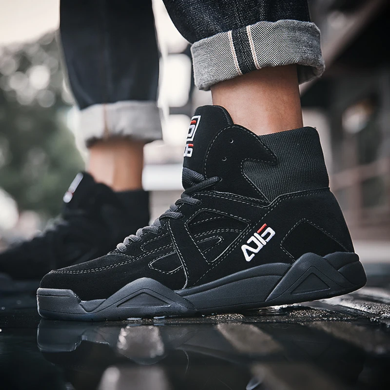 black high ankle sports shoes