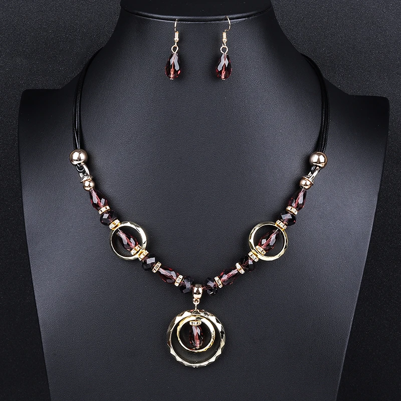 

Fashion Acrylic Crystal Leather Rope Jewelry Set For Women Geometric Round Circle Pendant Earring Necklaces Anniversary Gift