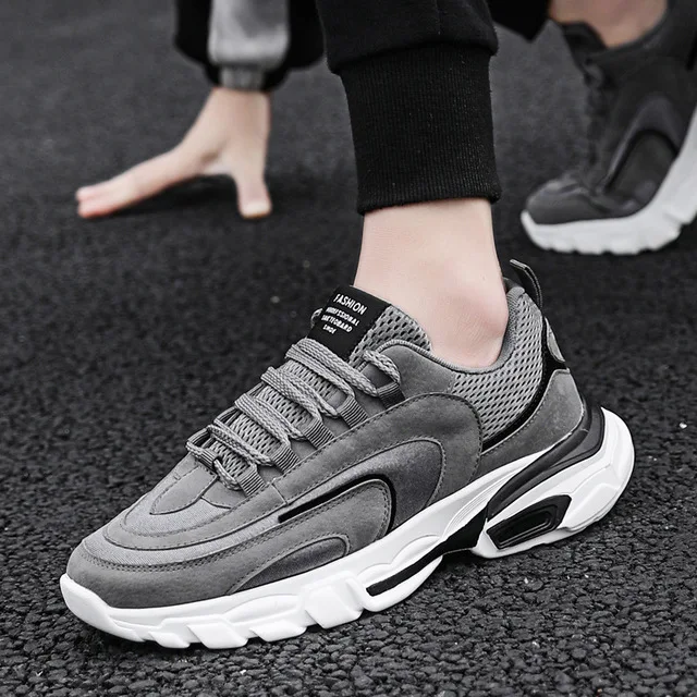 

2019 new spring Korean version of the trend of old men's casual wild shoes...