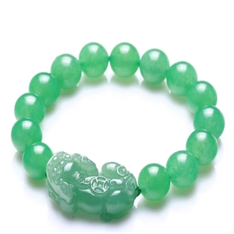 

A genuine natural Green Aventurine Bracelet brave