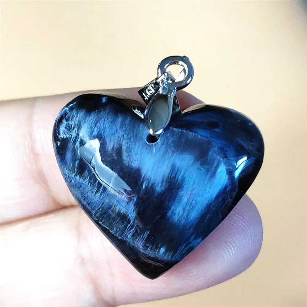 

Newly Natural Blue Pietersite Women Men Chatoyant Pendant 25x22x9mm For Best Gift Crystal Healing Gemstone From Namibia AAAAA