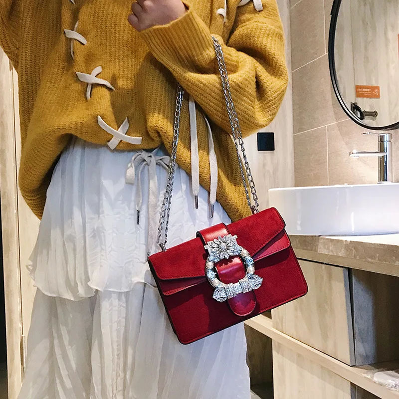جديد أنيق الإناث حقائب كتف الفاخرة Crossbody حقائب الإناث أعلى-حقائب بيد مع اللؤلؤ أزياء العلامة التجارية سلسلة حقيبة ساع