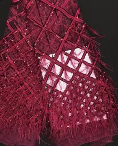 Красивая 3d вышивка в виде пера фотообои хорошего качества|Кружево| |