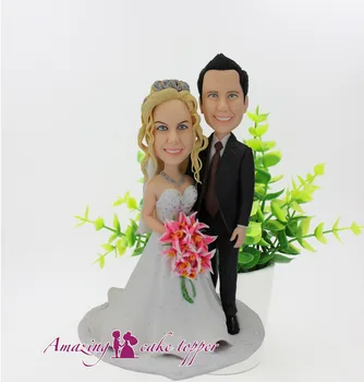 

2019 AMAZING CAKE TOPPER Toys Pink bouquet bride dress statue And Groom Gifts Ideas Customized Figurine Valentine's Day