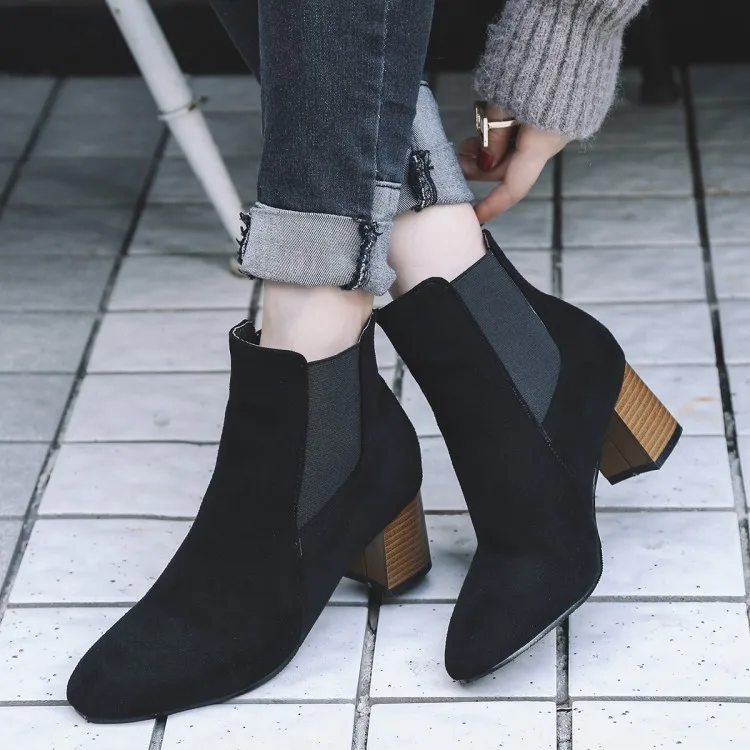 

Big Size 11 12 13 14 15 16 17 Square Head Simple, Rough and Medium-heel Slip Mouth for Women's Boots