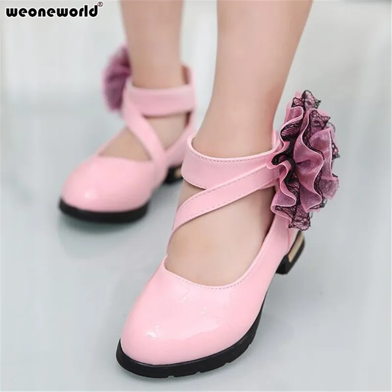 WEONEWORLD/черные, красные, розовые туфли принцессы для девочек; Новинка года; Милая кожаная женская обувь с цветочным узором для девочек; детская кожаная обувь для девочек