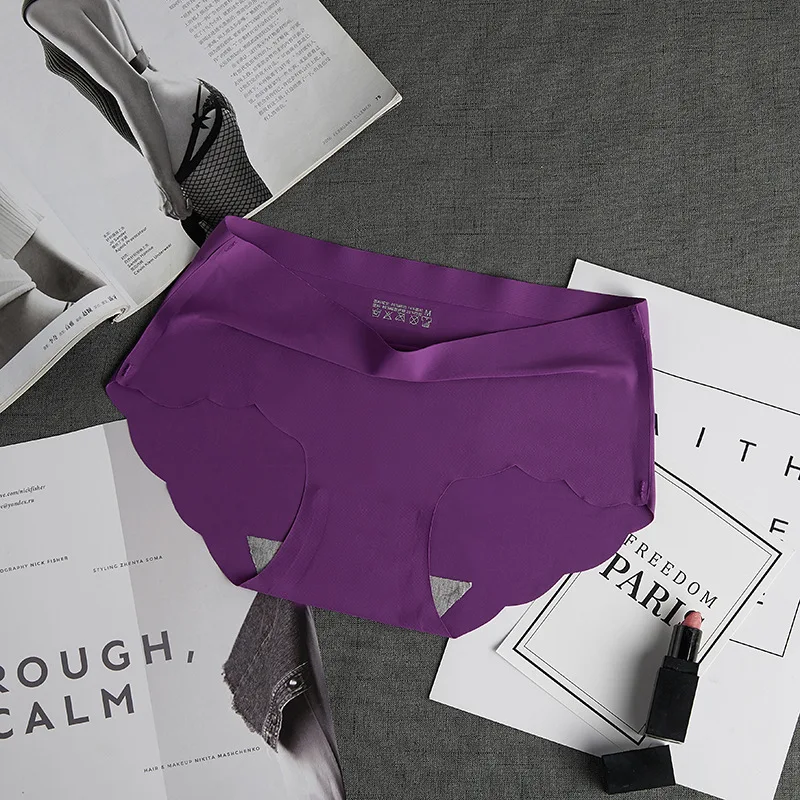 

Sexy Ladies Underwear Female Ice Silk Seamless Underwear Waist Mid-Rise Briefs Cotton Solid Color Female Triangle Bottom Pants