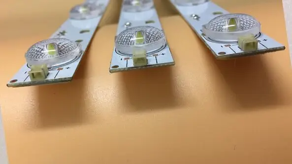 

D304PHHB01F5B KJ315D10-ZC14F-03 303KJ315031 D227PGHBYZF6A E348423 1PCS=10LED 570mm LCD TV LED Back light