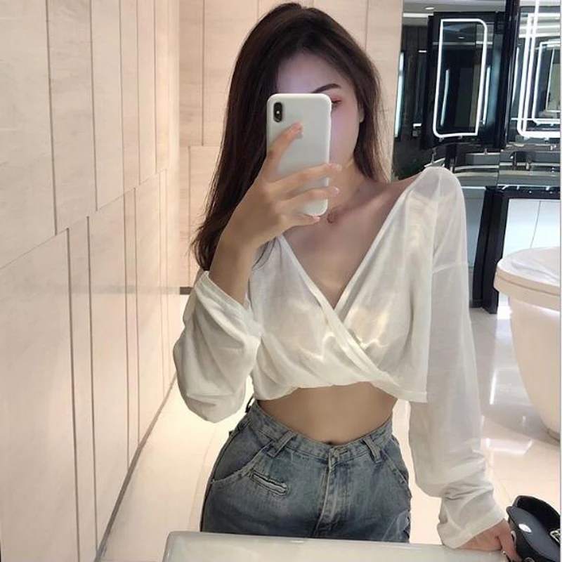 

Hot Sexy Women Tops Tees Solid Color Long Sleeve Deep V Neck Backless Woman T shirt Casual Loose One Size T-shirt Woman