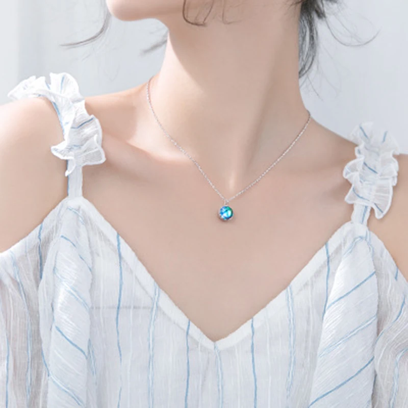 Qevila Fine Jewelry Pendant Necklaces for women Aurora Halo Crystal Gemstone s925 Silver Scale Light Necklaces Sexy bijoux femme (4)