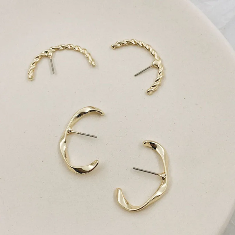 Минималистичные винтажные золотые волнистые линии серьги для женщин и мужчин простые корейские буквы с маленькие серьги-гвоздики модные украшения