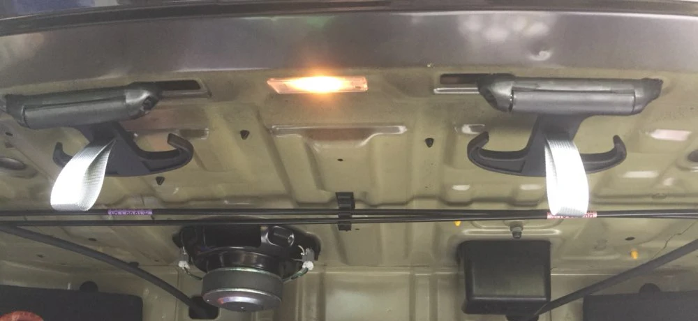 Грузовой крючок для сумки в багажник вешалка держатель для Фольксваген Пассат Джетта поло/Audi A4 A6 черный