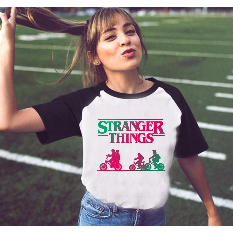 Stranger вещь для женщин футболка новые летние Новинка женское дизайнерской одежде с короткими рукавами футболки со смешным очень странные дела футболка