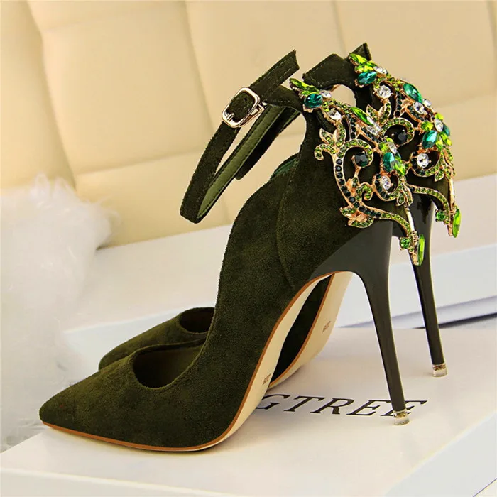 Элегантные свадебные туфли с острым носком и кристаллами; Новинка года; Женские однотонные туфли из флока на высоком каблуке с пряжкой; 5 цветов - Цвет: Зеленый
