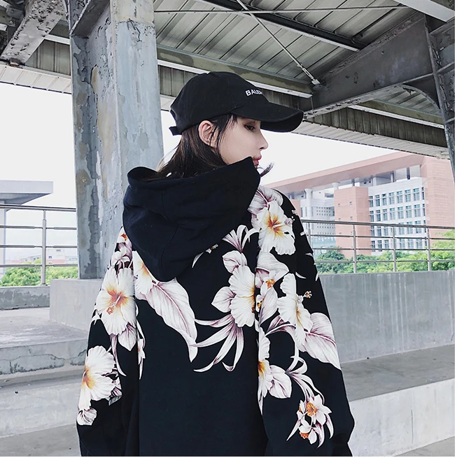  2018new hip hop hip-hop style easy men's and women's same rose cross printed embroidered hoodie