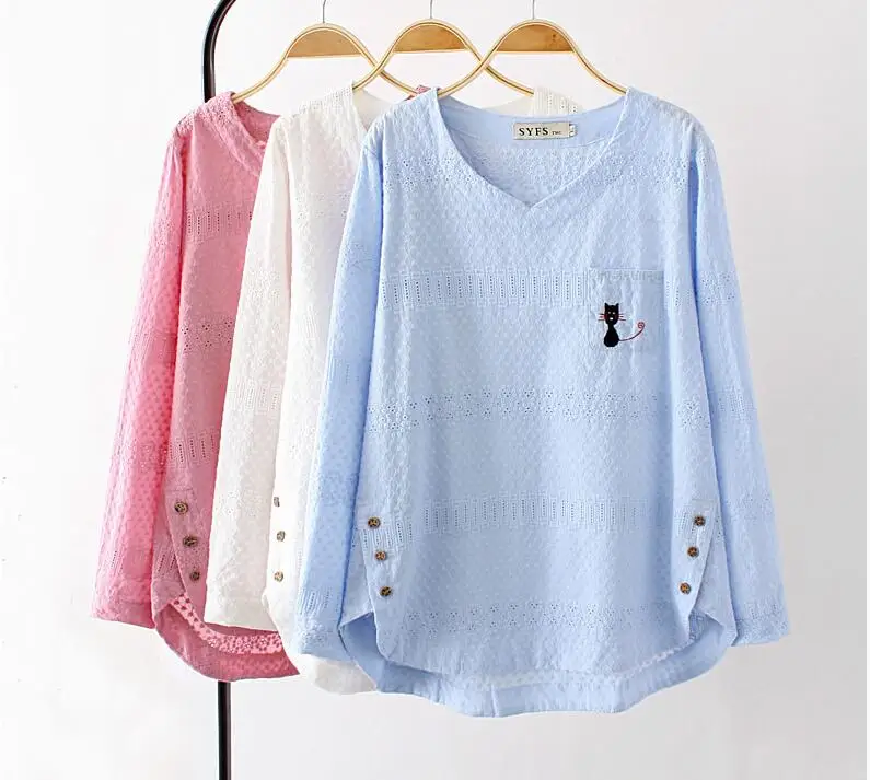 

New blusas Women long sleeve plus size T-shirts female Flowers hollow out white pullover tshirt loose basic tees tops shirts 4XL