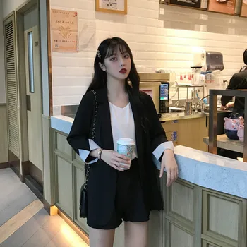 

Spring Women Sets Clothes Casual Turn-down Collar Single Button Top Solid Shorts Brief 2 Piece Set Women Fashion And Temperament