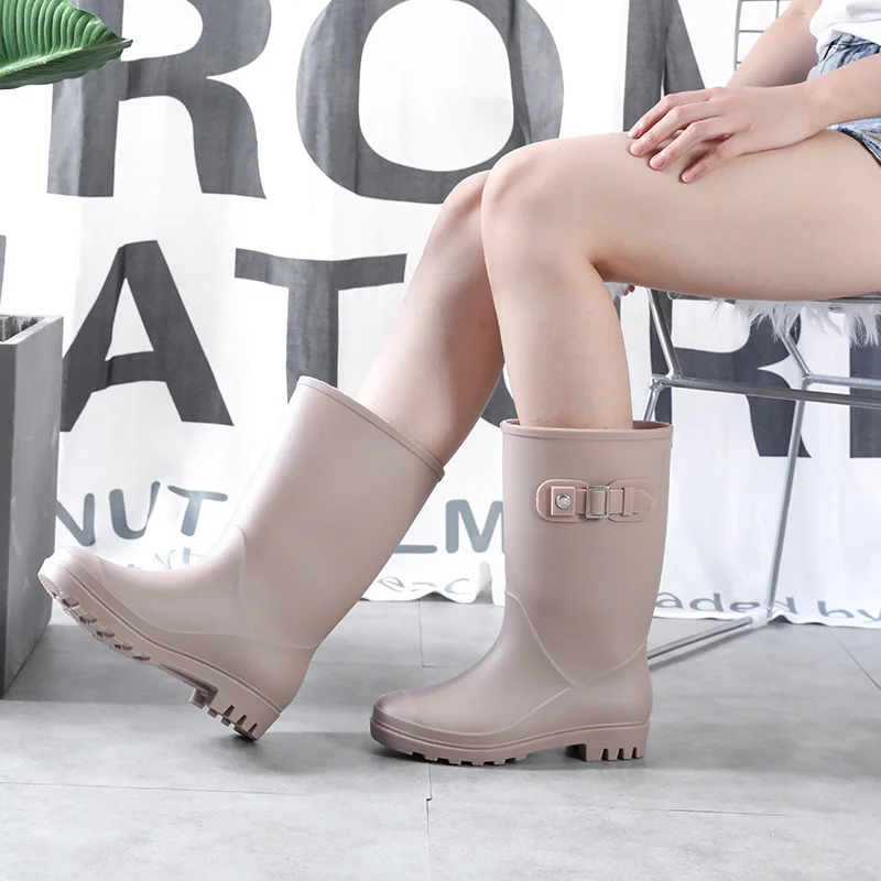 Nuevas botas de caucho para mujeres Botas de lluvia de moda mujeres con  forro Gumboots Pvc Galoshes botines de mujer - AliExpress Calzado