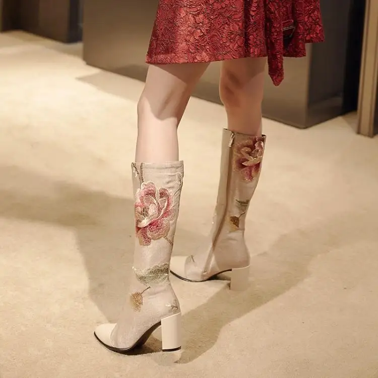 

Luxury Blue Red Velvet Printing Gold Flowers Winter Boots Women Knee High Chic Pointed Toe Zipper Ladies Booties Square Heel