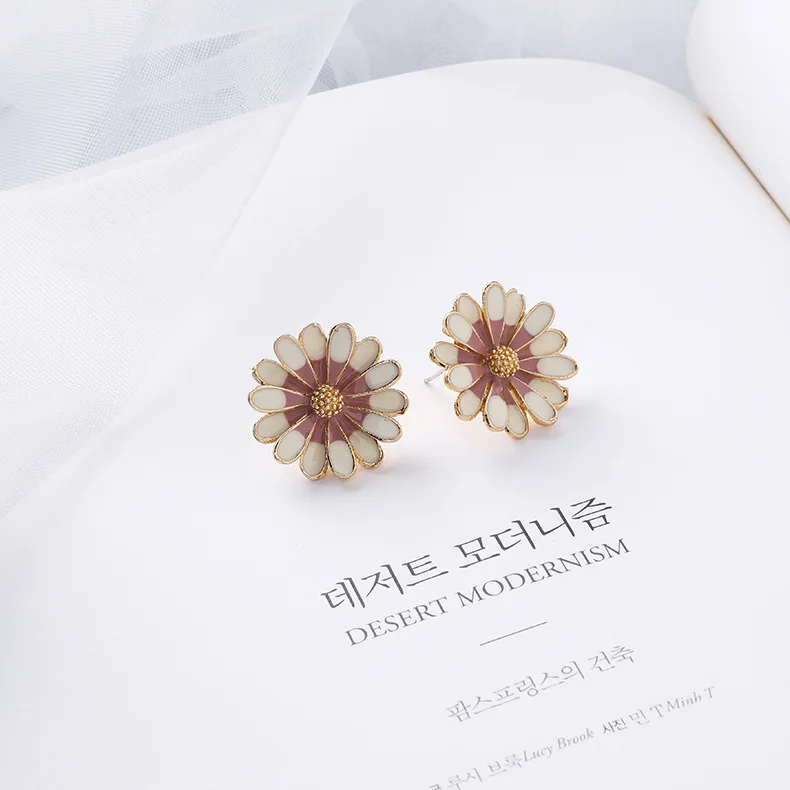 Корейский дизайн горячая Распродажа модные ювелирные изделия милые маленькие маргаритки градиентные серьги круглые цветочные серьги для женщин подарок
