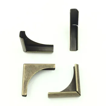 

500Pcs Wholesale DIY Crafts Scrapbook Albums Book Menus Folders Corners Bronze Tone Hardware Protectors Findings 28x20mm