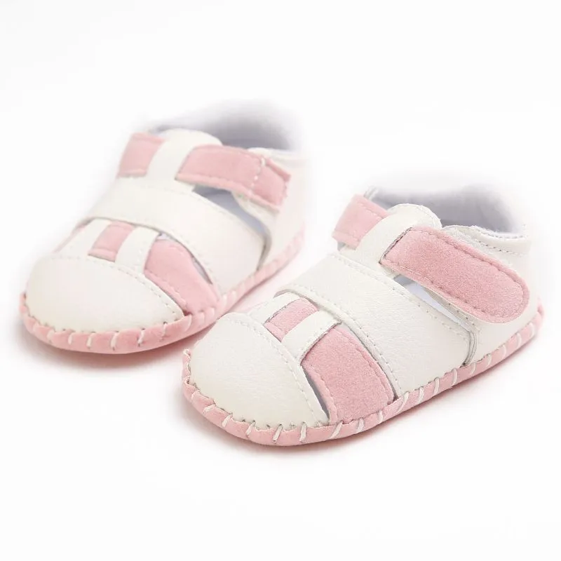 Модная летняя одежда для маленьких мальчиков из искусственной кожи; обувь для младенцев Нескользящие сандалии из PU искусственной кожи кроватка для грудничков;
