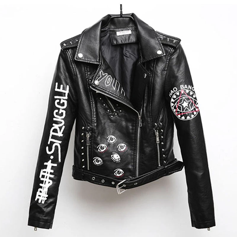 Goedkoop Vrouwen Gedrukte Letters Pu Leather Jacket biker Moto Black Faux Jas vrouwelijke patroon Zwarte klinknagel Hip hop Korte rits Jas PY21
