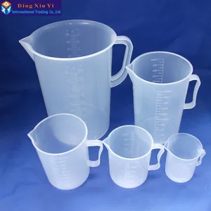 Image 3 - 2 יח\חבילה 5000 ml פלסטיק מדידת מעבדה כוס עם ידית ברור לבן פלסטיק כוס מדידת כוס למעבדה מטבח