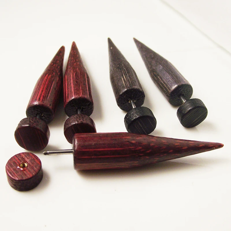 

2 Pieces Fashion Natural Wood Earring Gauges Fake Ear Plug Flesh Tunnels cheater Tapers Fashion Ear Piercing Body Jewelry