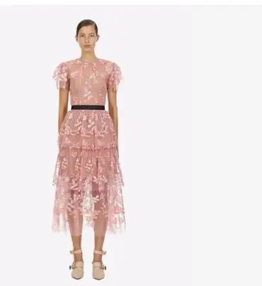 

Elegant ruffled short-sleeved pink mesh embroidered dress for women's summer 2019 high quality self-portrait dress