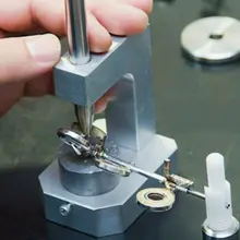 Вытяните расширитель иглы