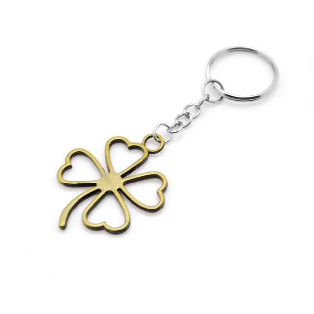 Designer PU Leather Four Leaf Clover Keychain Buckle With Lucky