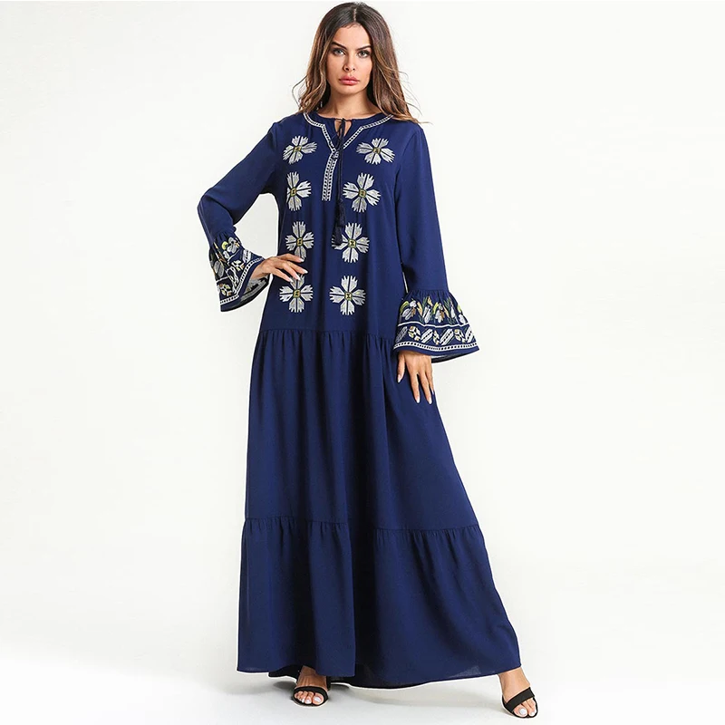 Цветочная вышивка мусульманское платье абайя женское 2019 элегантные расширяющиеся к низу рукава мусульманское платье плюс размер оборки