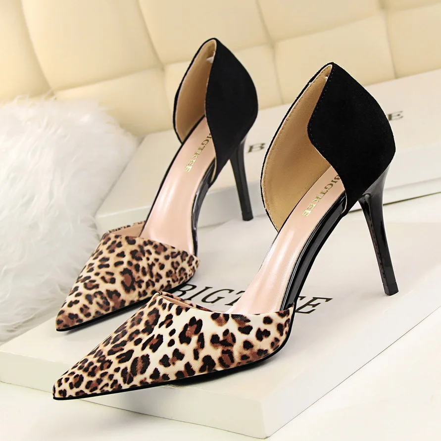 

Brand New Spring Summer Women Pumps Leopard High-heeled Wedding Shoes Thin Pink High Heel Shoes Hollow Pointed Stiletto Elegant