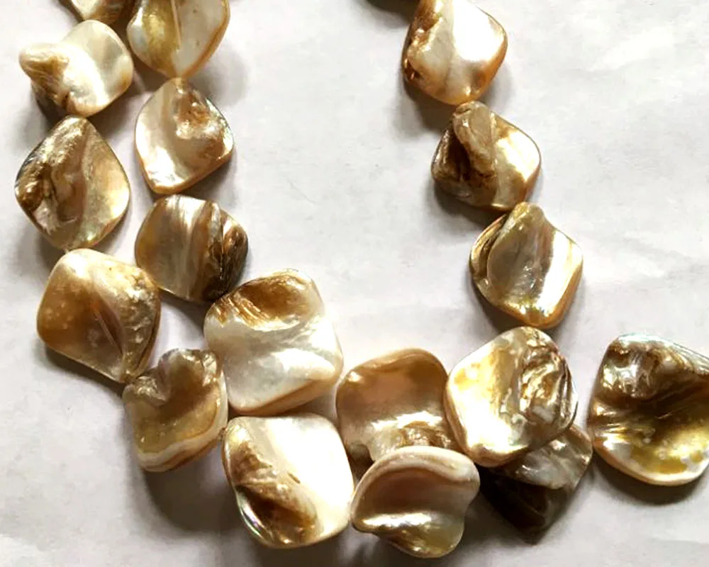 

FLTMRH Free Shipping 15-20mm Pretty Natural White Shell MOP Freeform Shape DIY Gems Loose Beads Strand