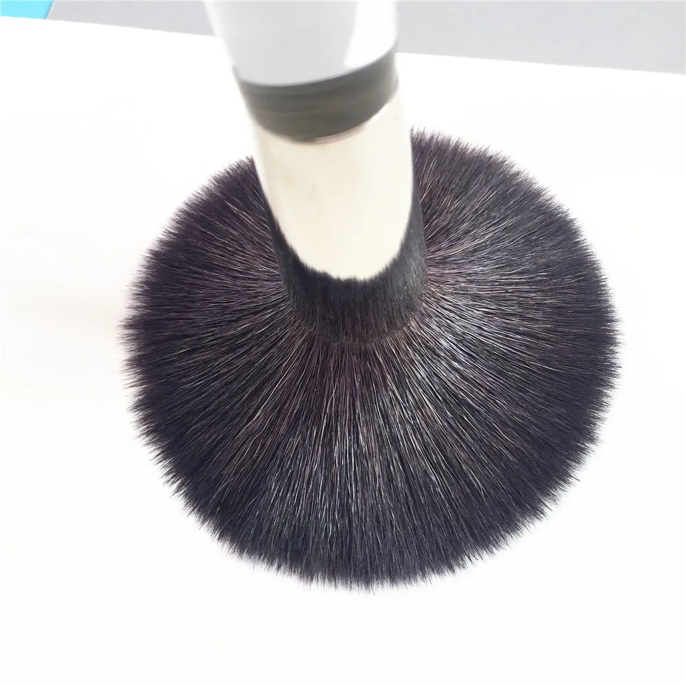 Trish McEvoy BRUSH 37 BRONZER _ 5