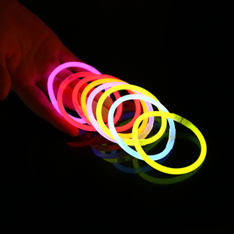 100pcs Set 20cm Glow Stick Novel Glowing Toys Diy Neon Bracelets 100pcs Set 20cm Glow Stick Novel Glowing Toys Diy Neon Bracelets In The Dark Fluorescent Glowstick Luminous Party Supplies