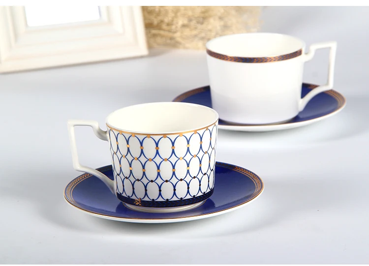 Креативная мебель для дома в европейском стиле набор кофейных чашек с золотым ободком костяного фарфора кофейный набор Американский послеобеденный чайный сервиз